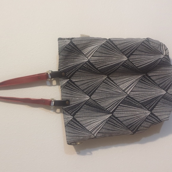 Banksy Girl with Balloon Tote Bag - Picture 5 of 6